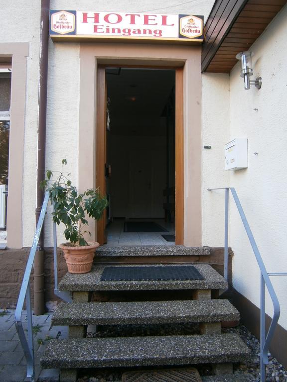Hotel Strauss Waldbronn Εξωτερικό φωτογραφία