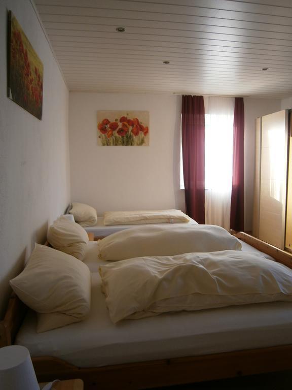 Hotel Strauss Waldbronn Δωμάτιο φωτογραφία