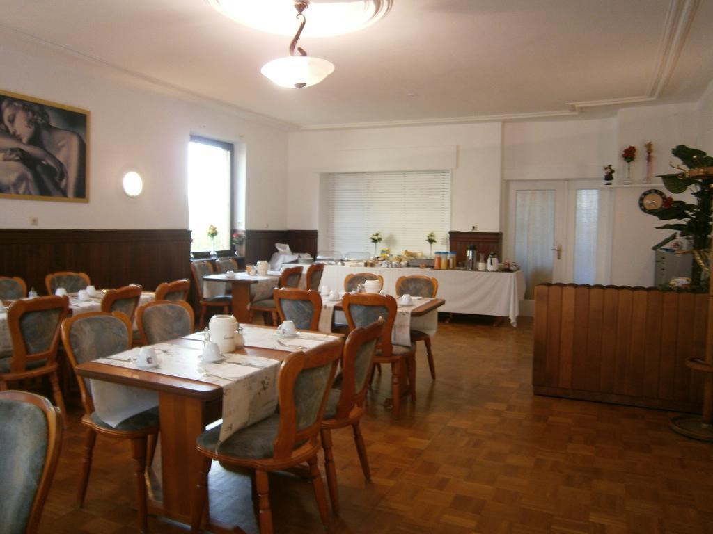 Hotel Strauss Waldbronn Εξωτερικό φωτογραφία