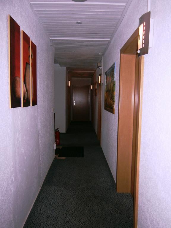 Hotel Strauss Waldbronn Εξωτερικό φωτογραφία